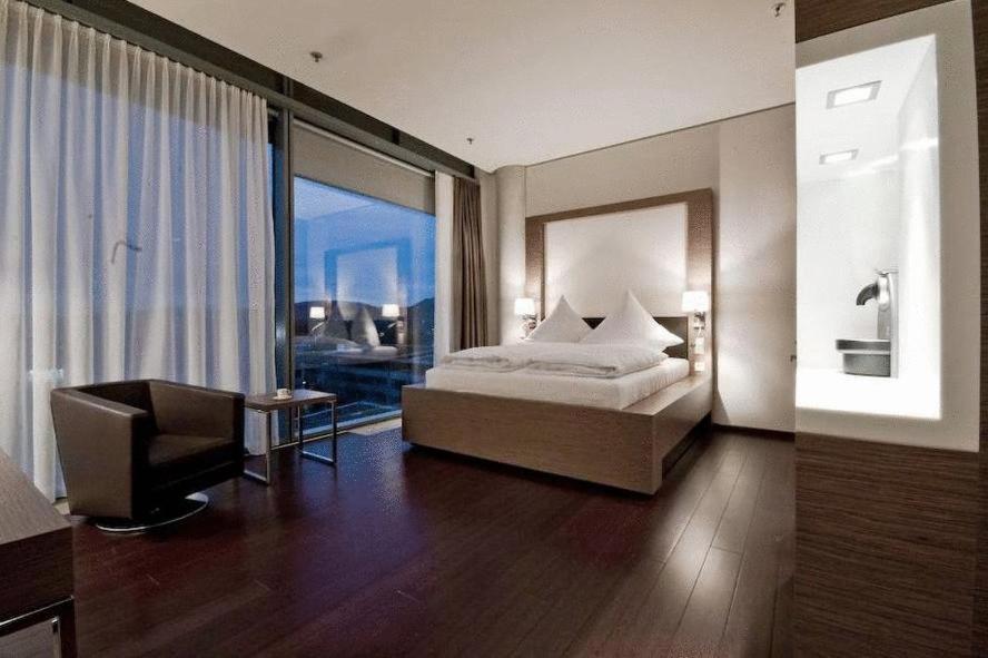 סינגן Hotel Im Hegau Tower מראה חיצוני תמונה